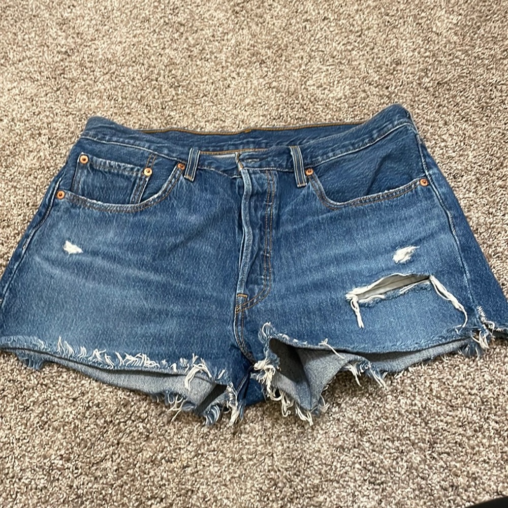 Levi shorts